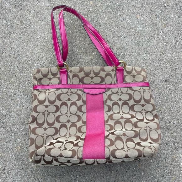 Coach Handbags - Vintage Coach Signature Print Tan and Hot Pink Purse